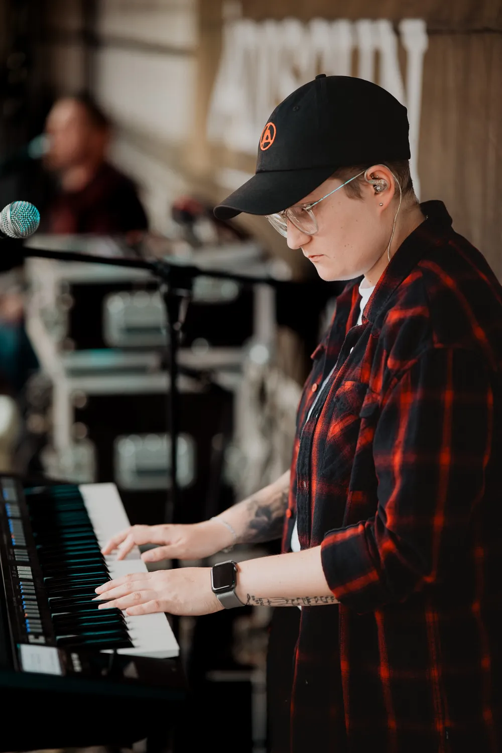 Jessie — Keyboard & Gesang, Limidid Ädischn